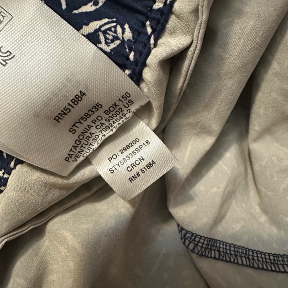 Patagonia - Fleetwith Dress Size S Navy - Picture 6 of 8